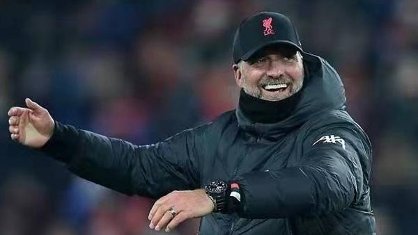 手感不错！东契奇首节6中4轻取10分（状态在线！东契奇首节6投4中斩获10分）