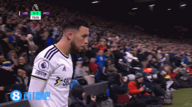 澳超半场：鲁弗推射建功，惠灵顿凤凰暂1-0阿德莱德联（澳超半场战报：鲁弗低射破门，惠灵顿凤凰暂以1-0领先阿德莱德联）