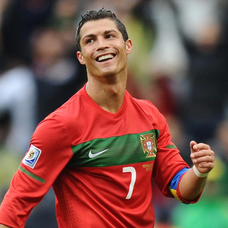 祝贺，王霜和陈晨入选2025国际足联年度最佳女足阵容候选名单（王霜、陈晨入围2025年国际足联年度最佳女足阵容候选名单）