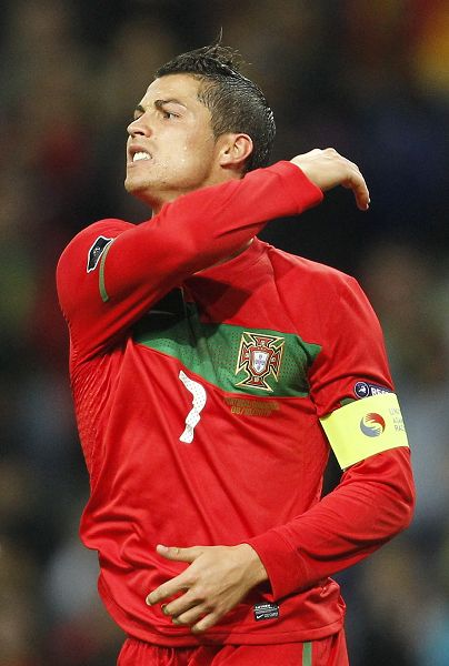 足球巴萨新星闪耀西甲，媒体：未来属于他（巴萨新星西甲大放异彩，媒体称他的时代已来）