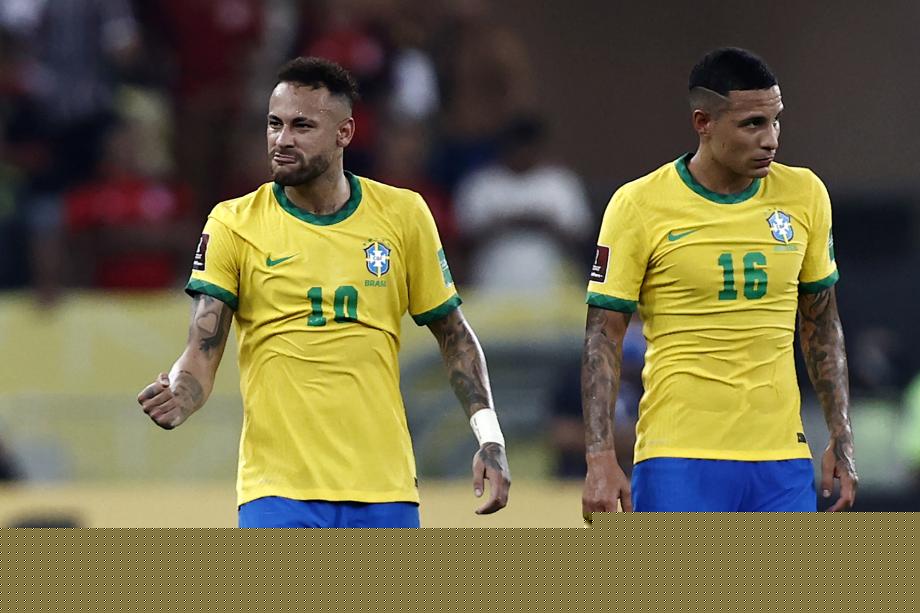 连续两赛季带不同球队欧战做客安菲尔德，阿隆索成历史第三人（阿隆索连续两季率不同球队欧战客战安菲尔德，成史上第三人）