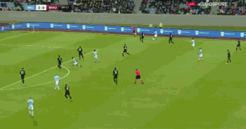 RMC：英超豪门和皇马巴萨都在关注马赛中锋罗比尼奥-瓦斯（RMC：马赛前锋罗比尼奥-瓦斯获英超豪门及皇马、巴萨共同关注）