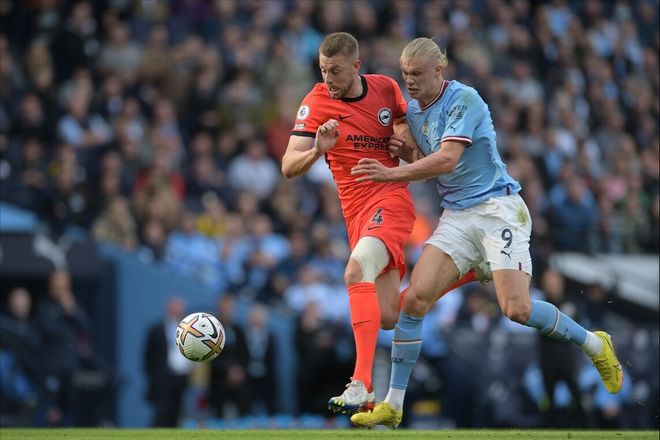 官方：那不勒斯中场安古伊萨当选意甲10月最佳球员（官宣：那不勒斯中场安古伊萨获评意甲十月最佳球员）