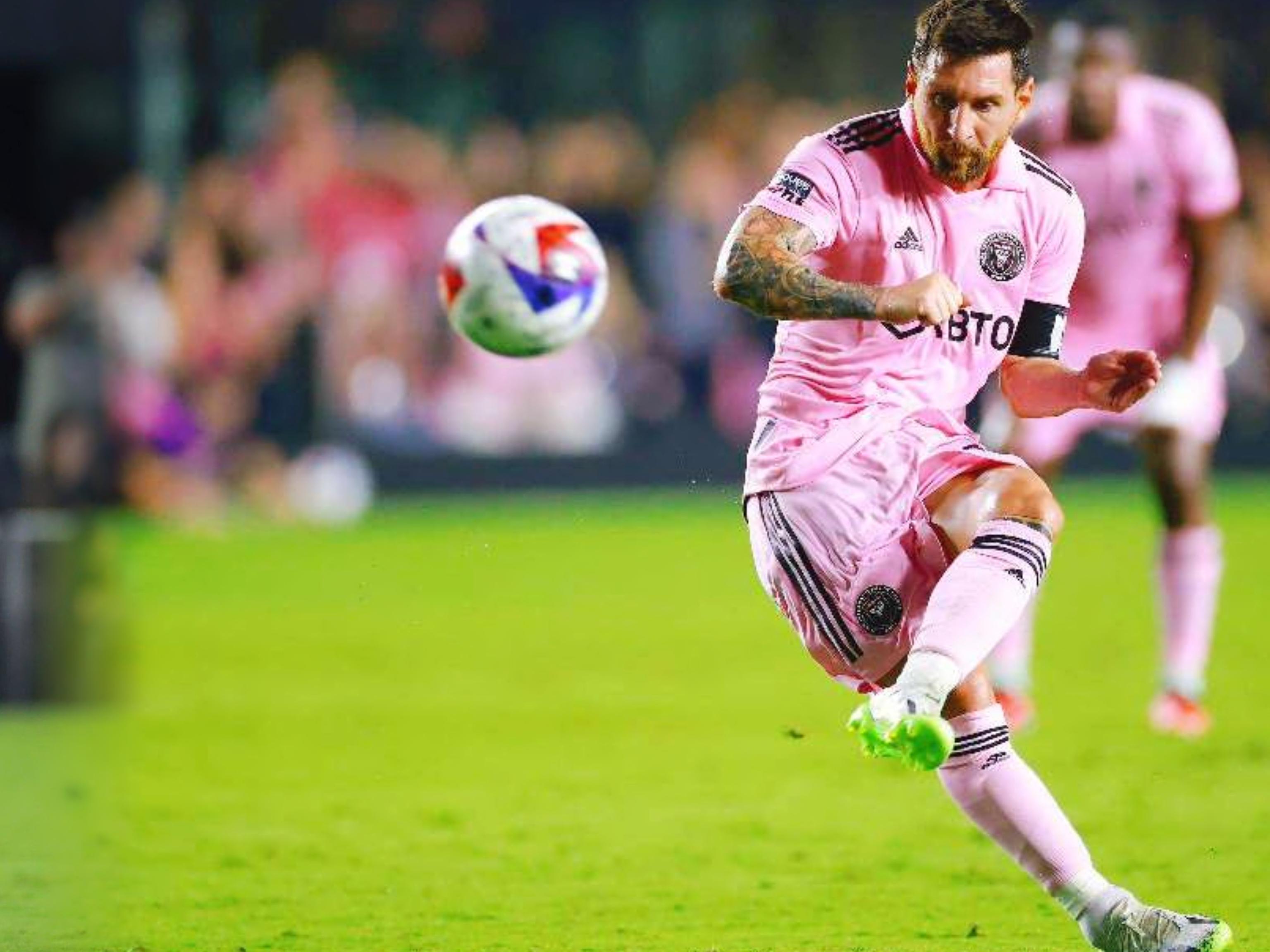 都体：弗拉泰西和阿切尔比寻求更多出场机会，后者想踢世界杯（都体：弗拉泰西、阿切尔比寻求增加出场时间，阿切尔比盼出战世界杯）